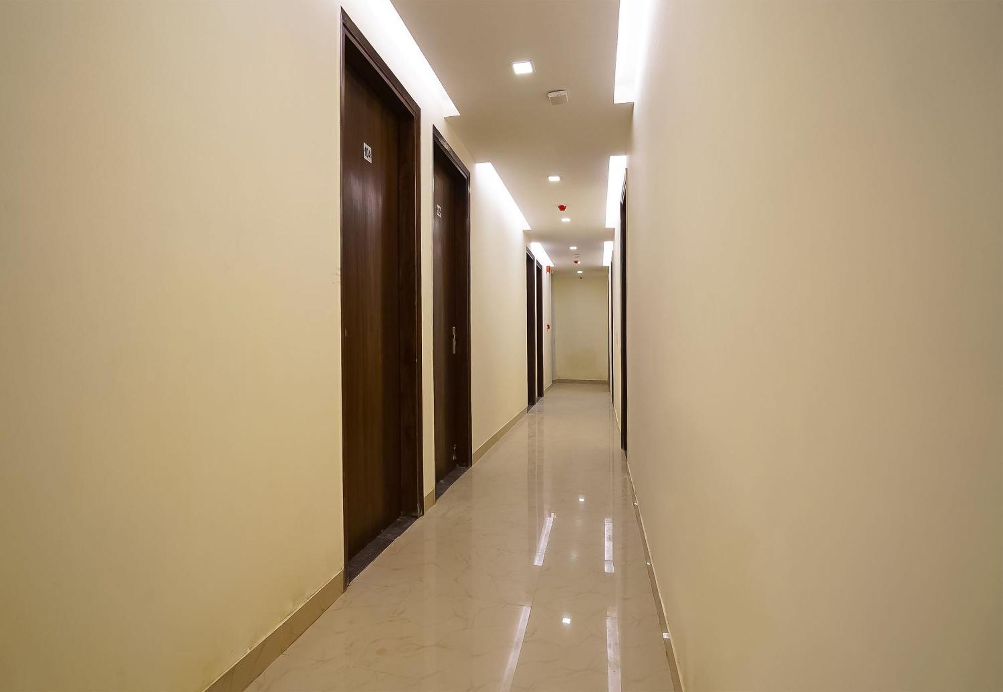Hotel O Olive Saffron Δελχί Εξωτερικό φωτογραφία
